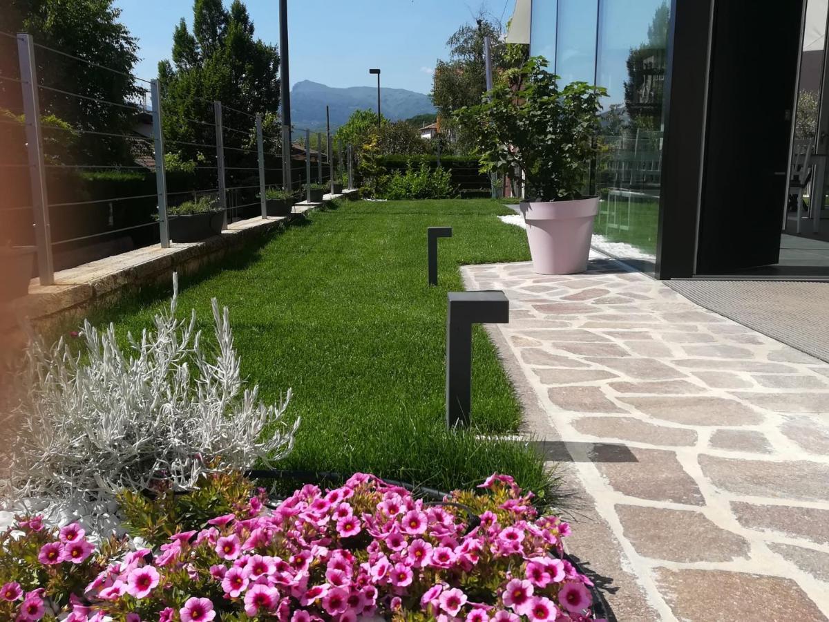 Bed And Breakfast Anna Isera Bagian luar foto