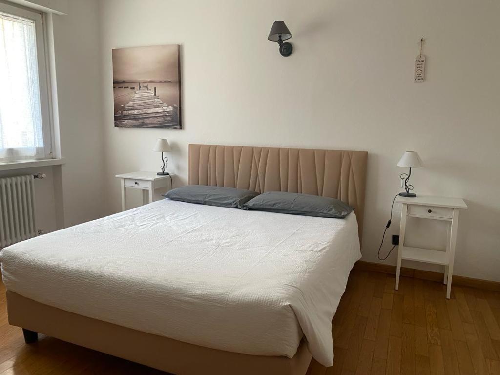 Bed And Breakfast Anna Isera Bagian luar foto