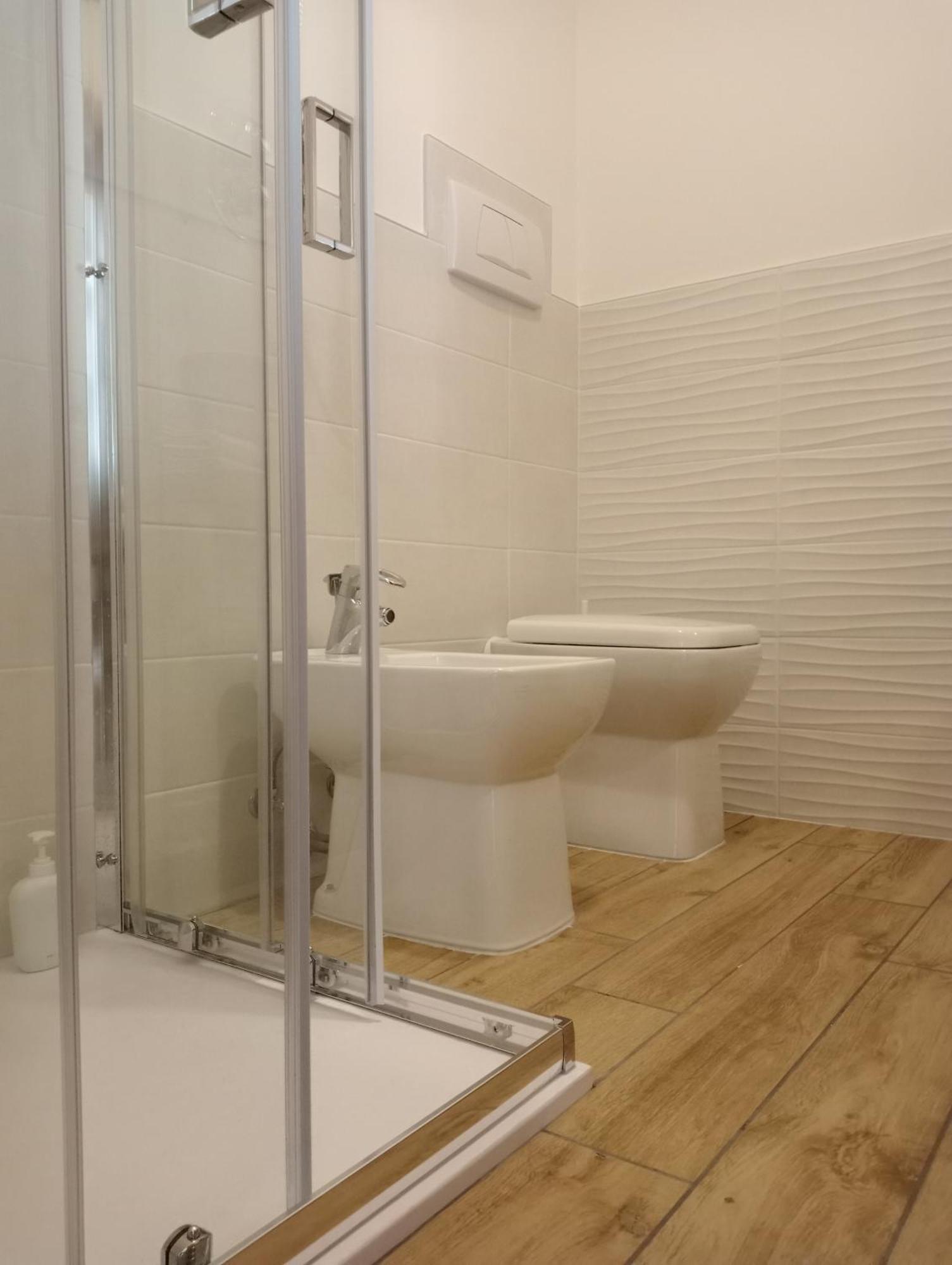 Bed And Breakfast Anna Isera Bagian luar foto