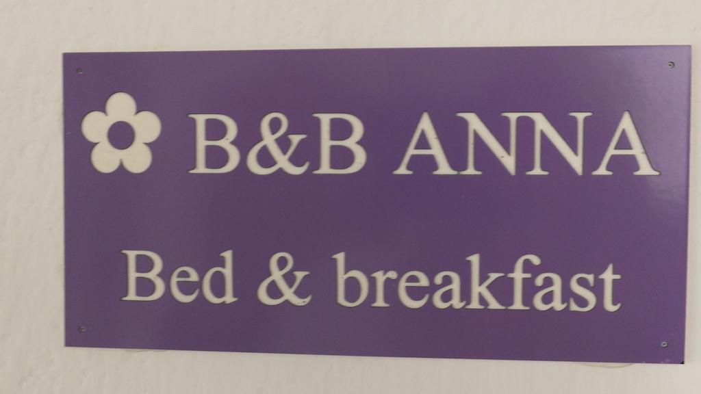 Bed And Breakfast Anna Isera Bagian luar foto
