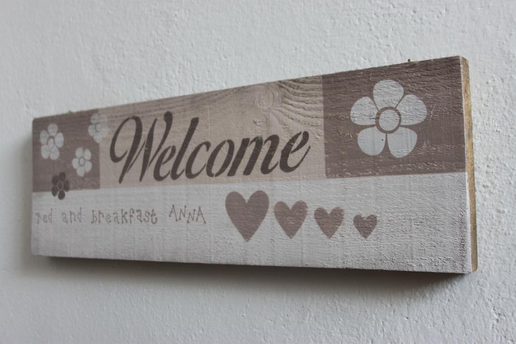 Bed And Breakfast Anna Isera Bagian luar foto